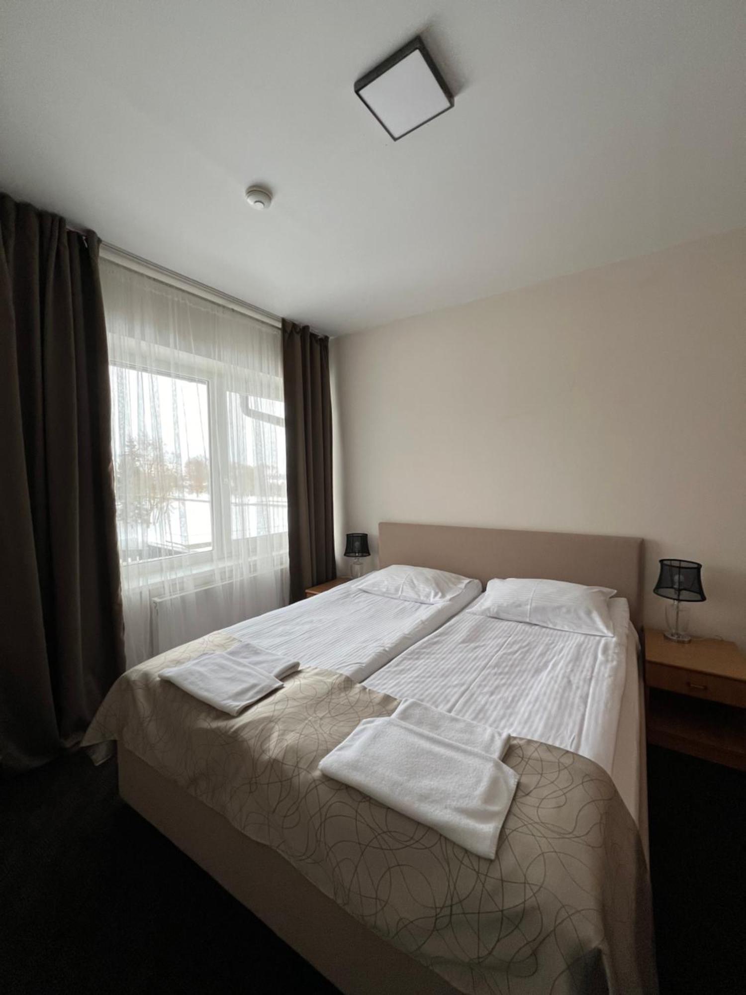 Butenas Hotel Tyla Biržai Exteriér fotografie