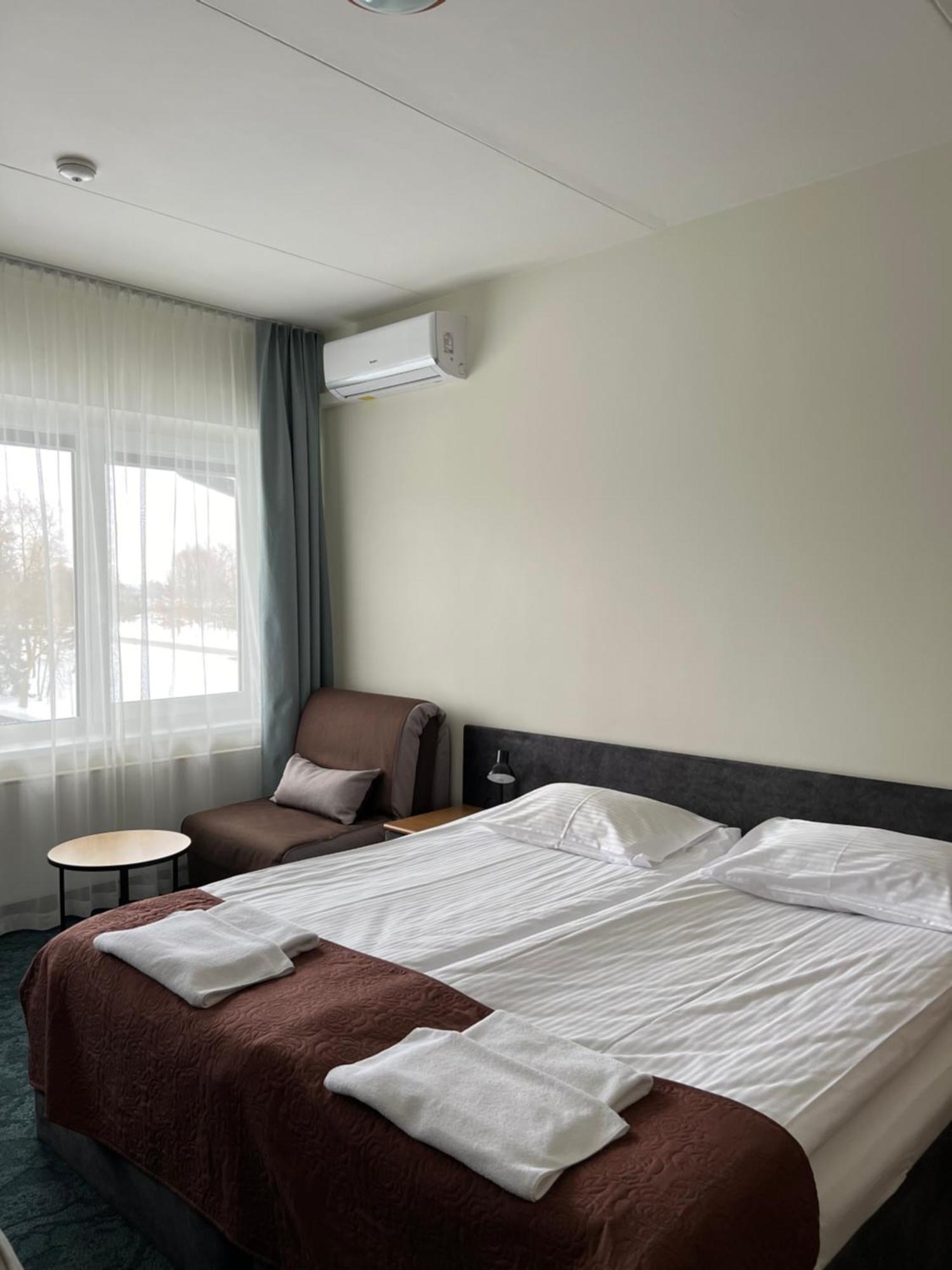 Butenas Hotel Tyla Biržai Exteriér fotografie