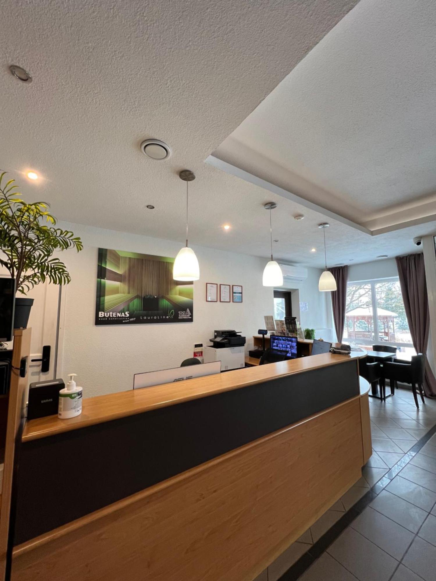 Butenas Hotel Tyla Biržai Exteriér fotografie