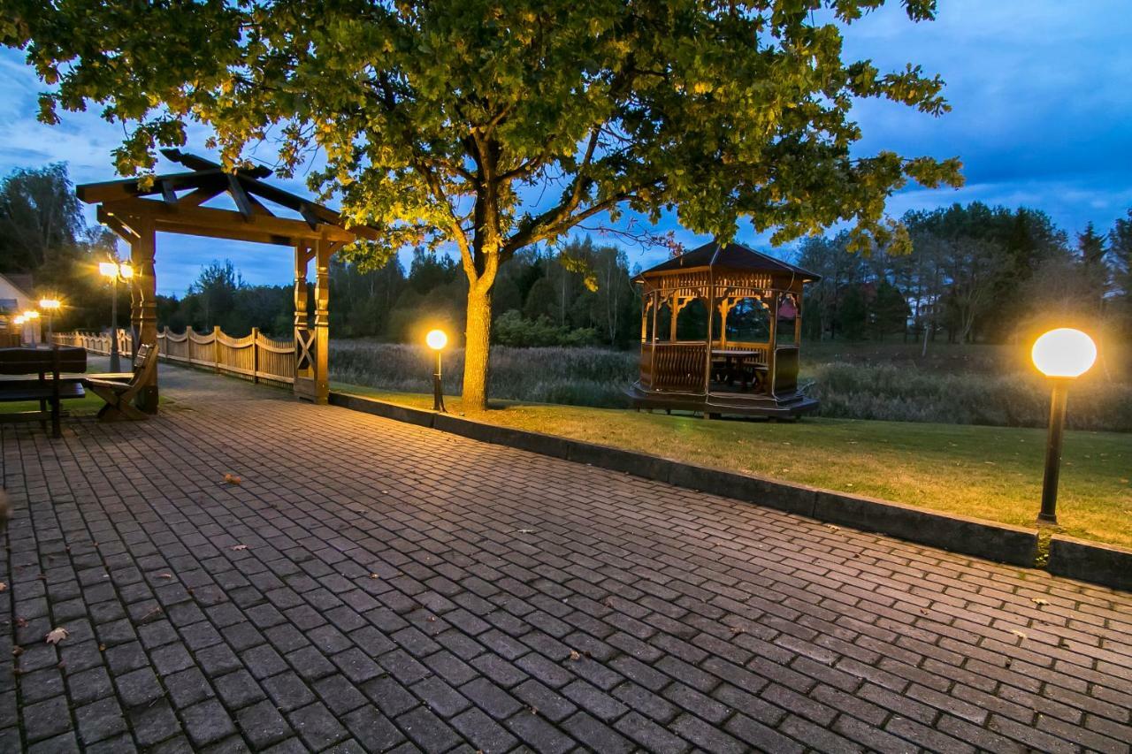 Butenas Hotel Tyla Biržai Exteriér fotografie